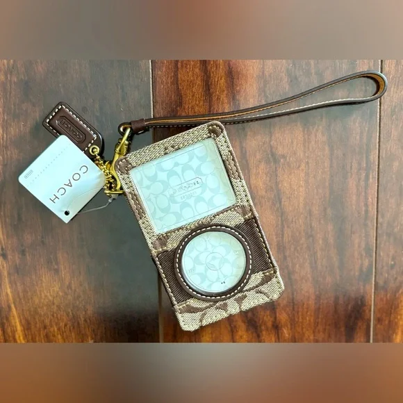 NEW Coach Signature Brown and Tan iPod Case Holder NWT - Picture 2 of 11